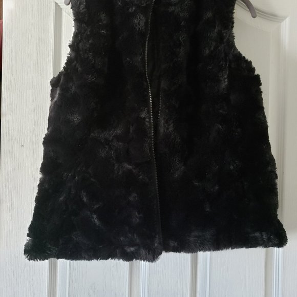 Reversable Zippered Vest - Picture 3 of 4